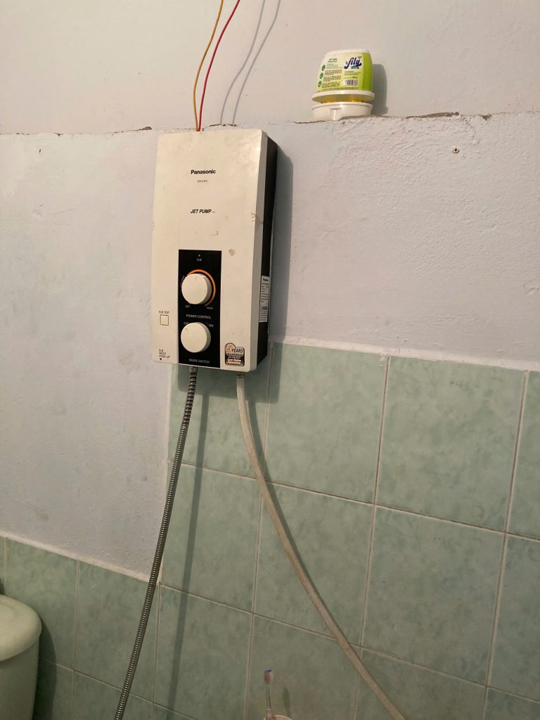 sửa máy nước nóng