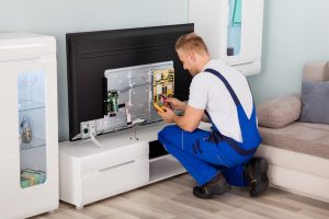 Ưu điểm của dịch vụ sửa tivi tại nhà