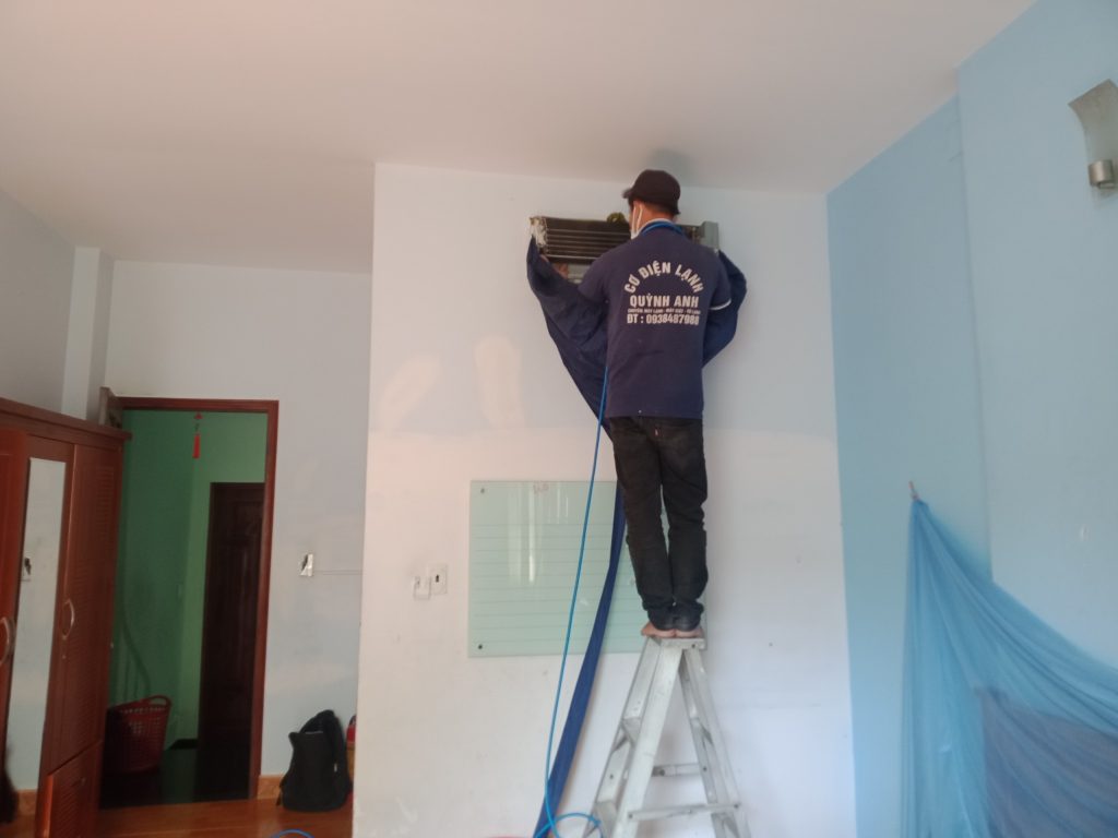 Quy trình vệ sinh máy lạnh quận Phú Nhuận
