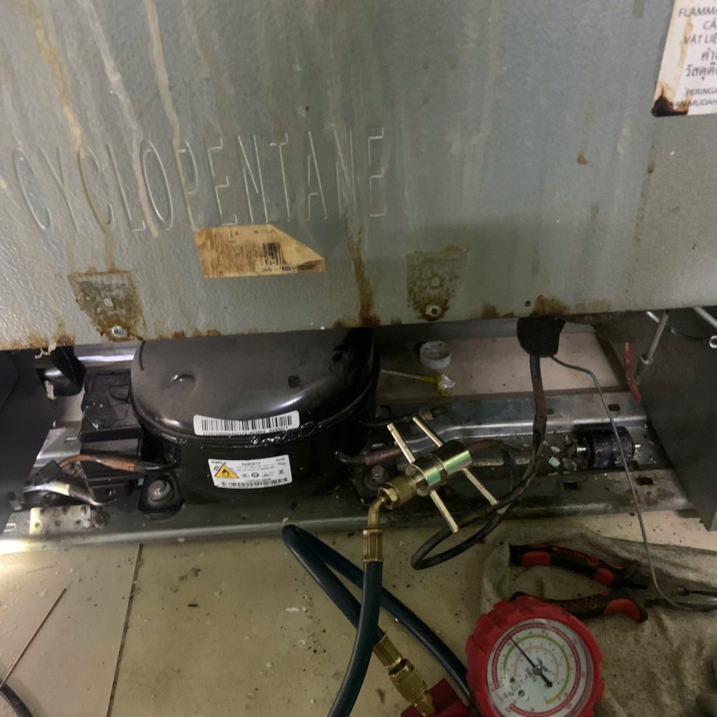 Nạp gas tủ lạnh tại nhà