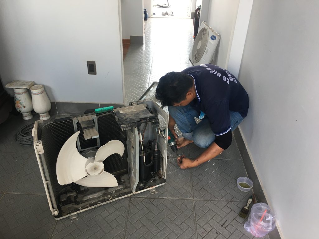 Nguyên nhân và cách sửa máy lạnh bị xì ga