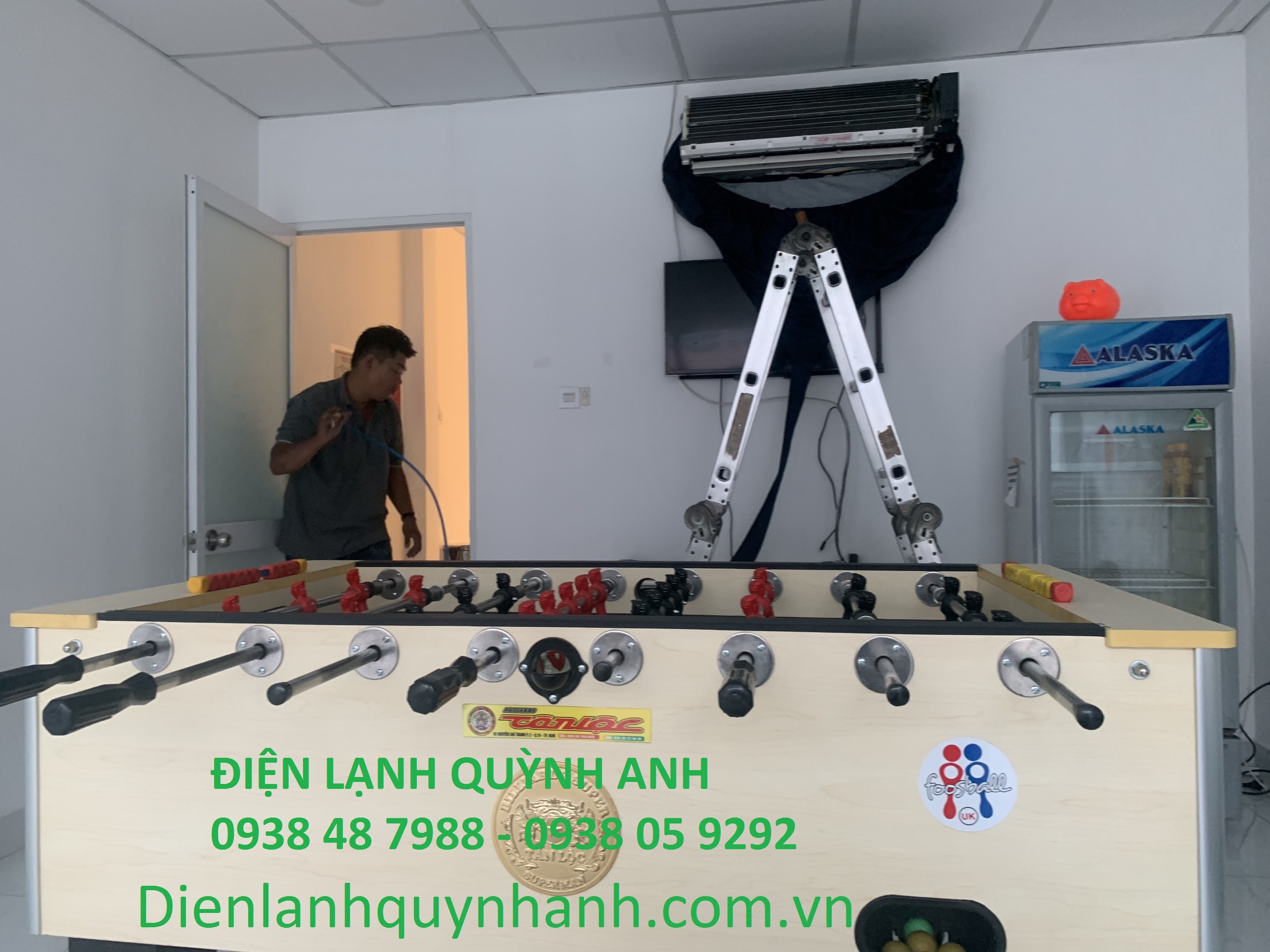 Vệ sinh máy lạnh