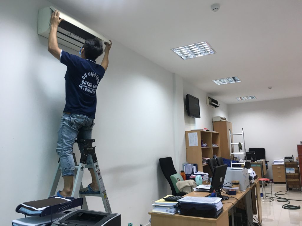 sửa máy lạnh